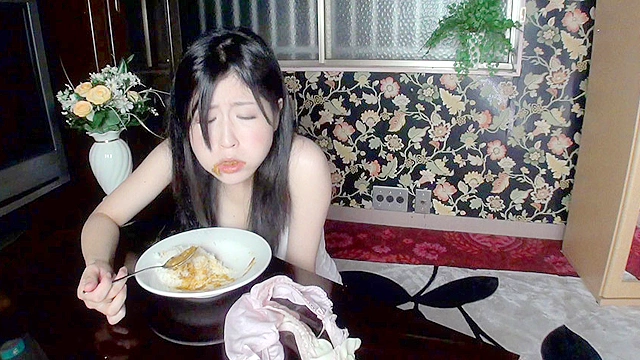 自画撮り食糞うんこカレー！4