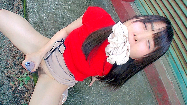 変態性癖の淫乱マゾ妻 放尿ダダ漏らし猥褻不倫旅
