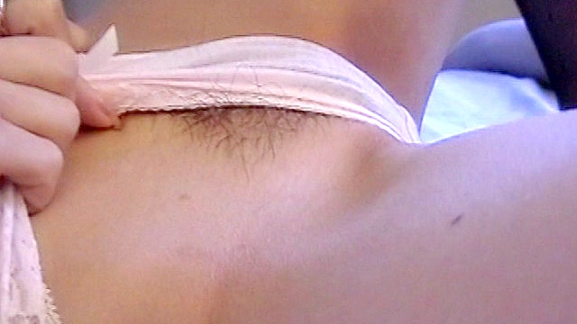 パンツの穴 接写オナニー