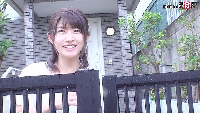 どこにでもいる普通のママがやっぱり1番エロい。 山口菜穂 38歳 最終章 旦那と息子を見送ってから自宅に男を招き入れ最後の不貞 快感にがくつく股から汁が溢れ出し汗だくでイキ続けた夏の終わり