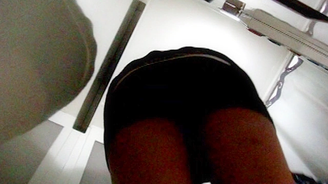 証明写真パンチラ