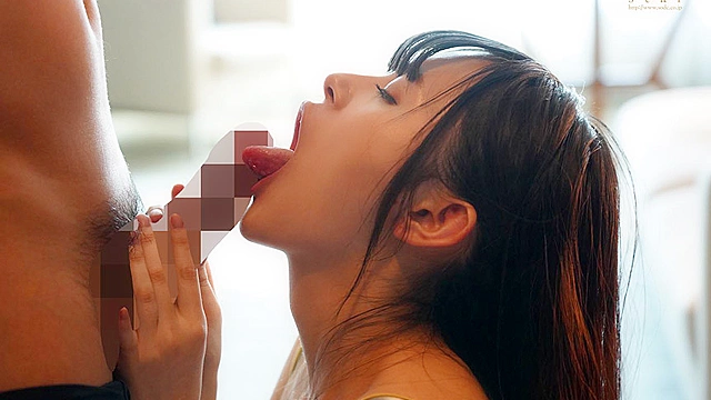 愛人で何が悪いの？不倫じゃないと興奮しない最高級美女と朝になっても終わらない寝取りSEX 卒業記念！撮り下ろし+BEST合計約4時間！！！ 柊木楓
