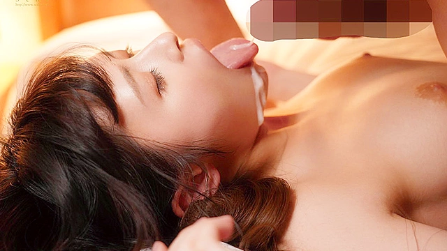 愛人で何が悪いの？不倫じゃないと興奮しない最高級美女と朝になっても終わらない寝取りSEX 卒業記念！撮り下ろし+BEST合計約4時間！！！ 柊木楓