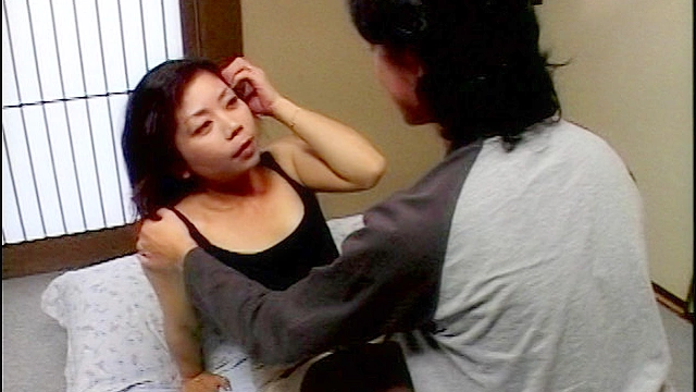 飛びっこ熟女 滝圭子