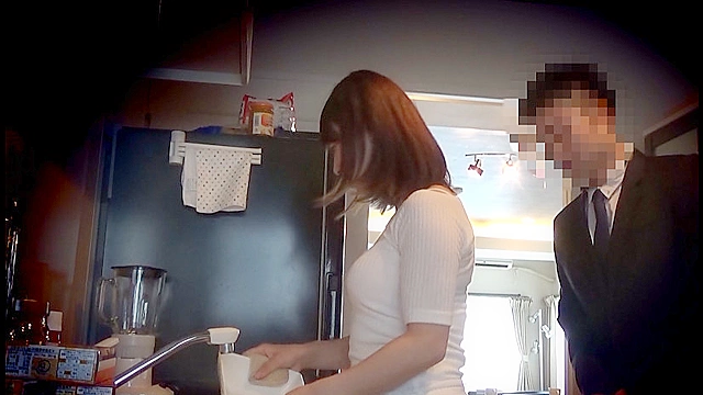 うちの妻にかぎって…「待ってダメっ…待って…」強引に抱き寄せられ唇を許すと、僕の妻は他の男にカラダを許した【寝取られ】人妻中出し【NTR】4