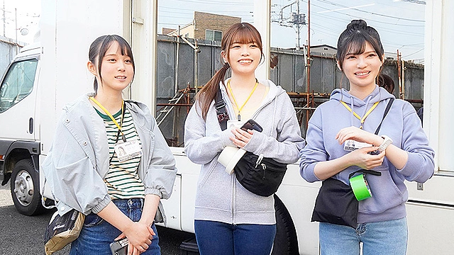 SOD女子社員 まだ撮影現場に行ったことない制作部新卒ちゃん3人のマジックミラー号逆ナンパ研修！ 男性器サイズ調査の為、恥ずかしながらち●ぽ測定！勃起が収まらなくて困っている男性を放っておけず、 あの手この手で全員発射させちゃいました 合計8発射！