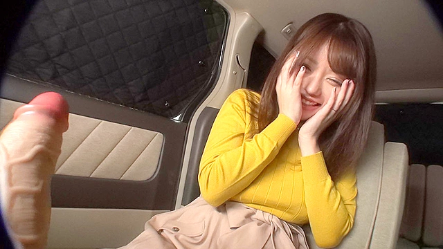 美人妻ナンパ企画 膣トレリモバイ羞恥散歩リモディル羞恥走行！ 人生初の野外恥辱プレイでアクメモードに突入し歯止めが効かず性欲爆発中出しSEX！