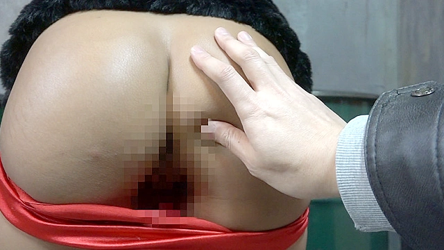街頭シ●ウト娘ナンパ「アナタのおっぱい見せて下さい！できればオマ●コも！」（8）
