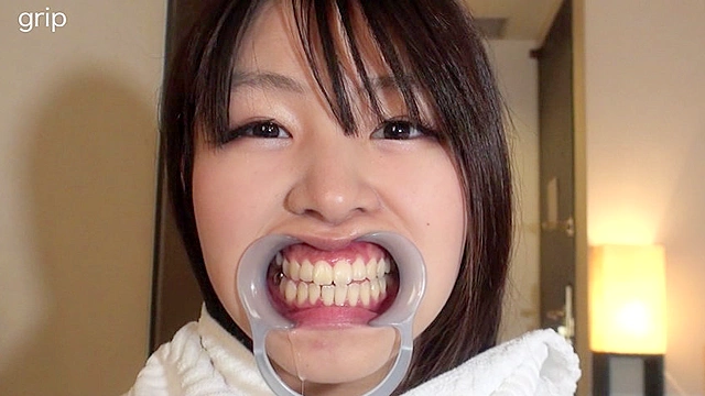 素人粘写01／女子大生のみゆきちゃん・22歳