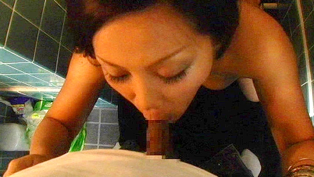 即尺精飲公衆便女