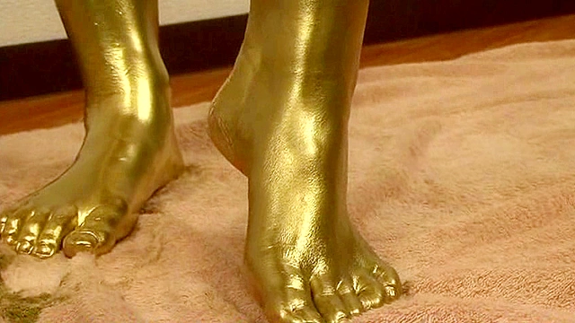GOLD PAINT006