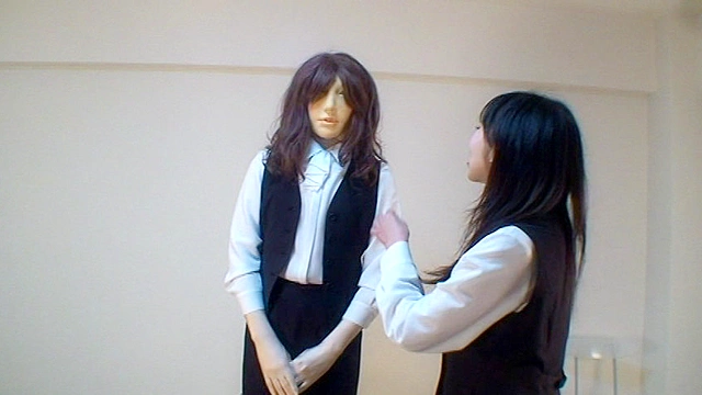 リアルフェイスおんなの娘！？への道！！ ～女性として就職する為に先輩に厳しくエッチに教えていただきました～