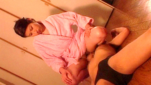 【素人S女の男飼い生活】 女主人と家畜人 Vol.2