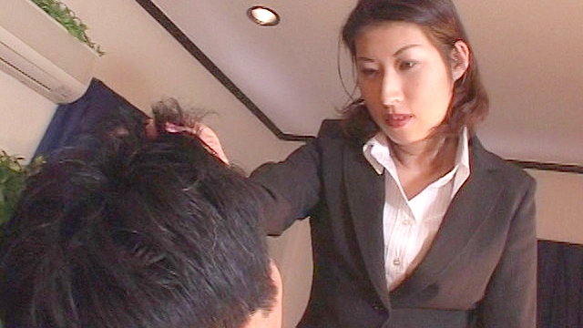 【素人S女の男飼い生活】 女主人と家畜人 Vol.2