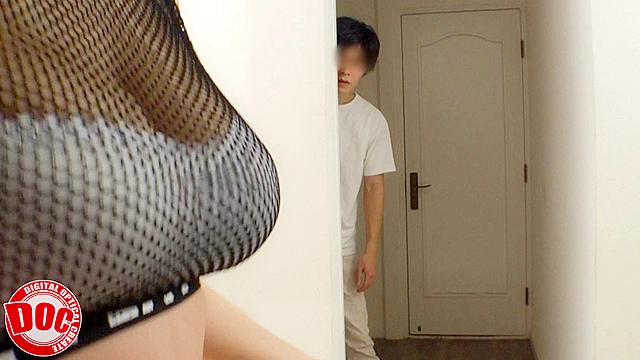 ブラコンが過ぎる巨乳妹とその巨乳の友達に挟まれおっぱいハーレム3P！！