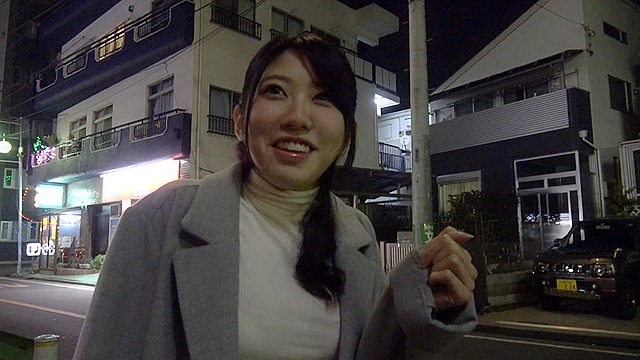ナンパした素人娘に俺のチ●ポを見せつける！センズリ鑑賞2 怒涛の5時間26人SPECIAL 特別編集