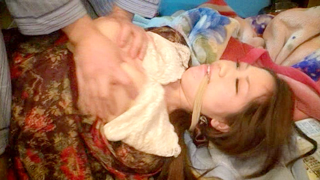 素人四畳半生中出し124 人妻 陽毬 22歳