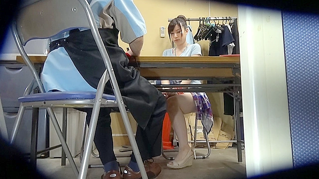 ファ○マ湘南通り店店長提供 万引き巨乳ビキニ娘淫行記録
