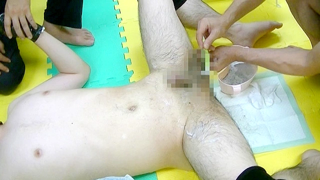 淫乱男子調○倶楽部 Part-2 アナルを女のマ●コのように改造されて狂い泣くオトコたち