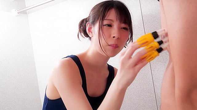 【F→M】あおいれなちゃんの浴室でM男くんをくすぐり地獄の刑に処する動画！！