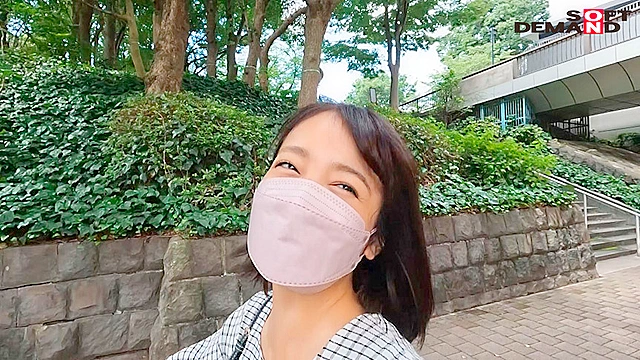 3人のわんぱく男児を育てる家族想いなお母さんキャディ 市川ななみ 36歳 最終章 「妊娠してもいいから…」家族を忘れ、涙を流しながら本気で生棒をおねだりする 最後だから思いきって連続中出しセックス