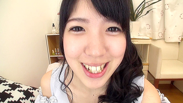 牧野れいなちゃんの歯・口内自撮り＆ベロ観察・ベロ唾液フェチズム＆主観口臭嗅がせ 3本セット