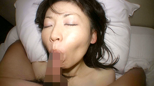 遅咲き熟女 良き妻・良き母を務めてきた遊びを知らないお堅い女が…過呼吸になるほどの濃密なSEX 60人8時間