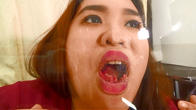 魅惑の人妻フィリピーナ 肉棒咀嚼＆アクリル板キス