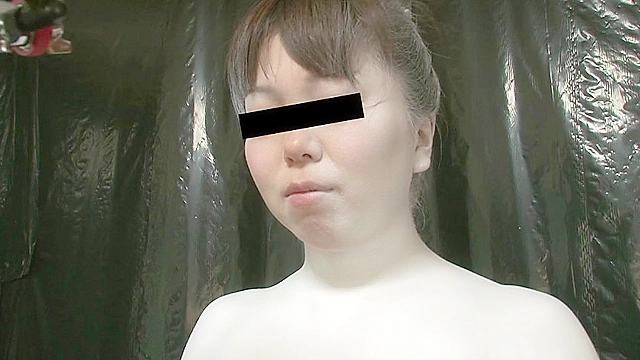 White Painting004