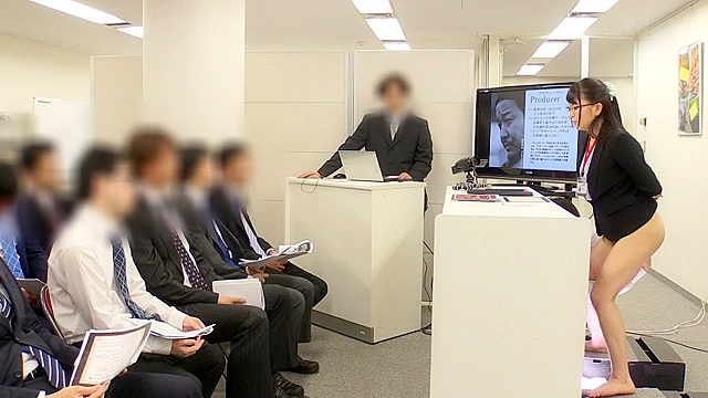 SOD女子社員 最年少宣伝部 入社2年目 加藤ももか（21） 即ハメから始まる 1日中イキっぱなし業務4SEX「本日は9時間勤務のうち、8時間半挿れられちゃってました…・」