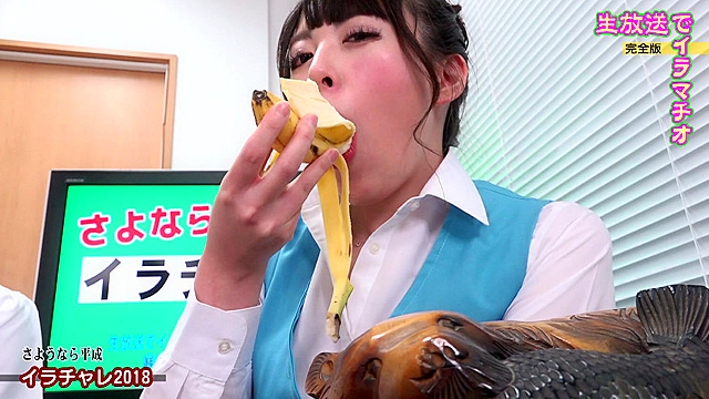 生放送でイラマチオ！おチンポ大好き美女たちが喉奥でジュポジュポ感じまくり！完全版