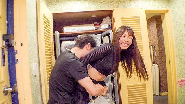 コスプレ企画と偽り、即ハメ即尺SEX 木下ひまり