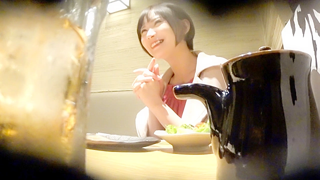 【パパ活潜入・なぎさちゃん編】自粛生活で金とチ●ポに飢えたFカップ巨乳ライブハウススタッフ登場！リズム感抜群のグラインド騎乗位で悶絶昇天！スキニージーンズ半脱ぎでクンニ絶頂！鬼シゴキで男潮が飛び散る2連射SEX！！