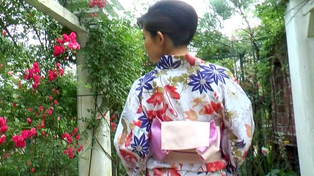 郷司利也子 素肌のままで