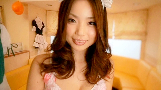 ご奉仕萌えメイド かすみりさ 絡みつく特濃ベロチュー喫茶