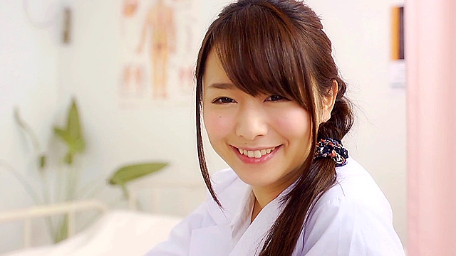 白石茉莉奈のオナニーのお手伝いしてあげる
