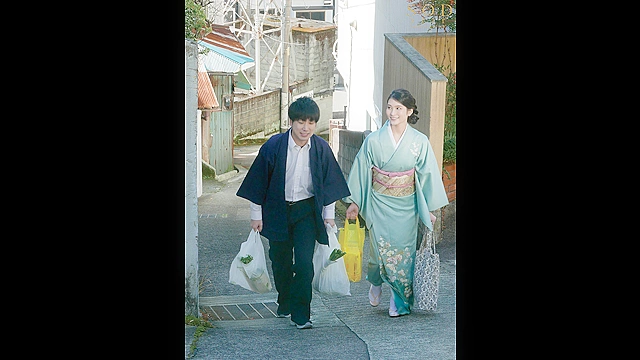 あなた…うちの旅館が5つ星になったのは私が中出し接待してるからなの 本庄鈴