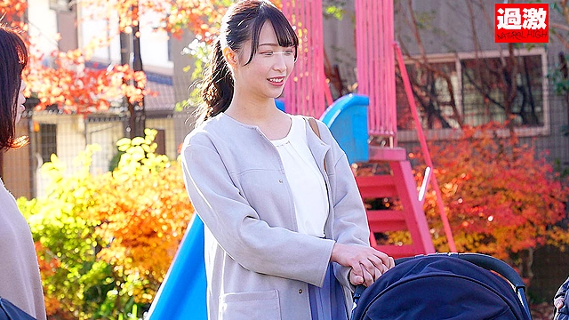 産後処女を奪われ一度イッたら長時間アクメで痙攣が止まらないイキッぱなしベビーカー妻12 夫のいない自宅でイキ狂う清楚妻