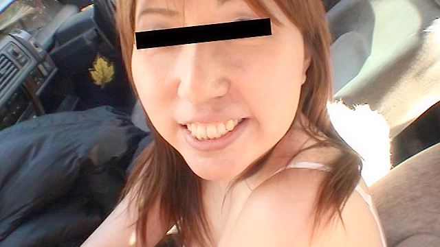 野外露出 美香26才OL