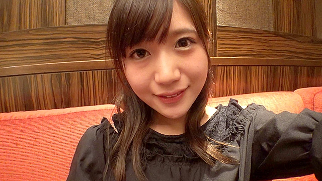 自画撮り愛液べっちょりオマ○コに激しく指をズボズボ！！大開脚エロポーズで痙攣イキ激情オナニー vol.6