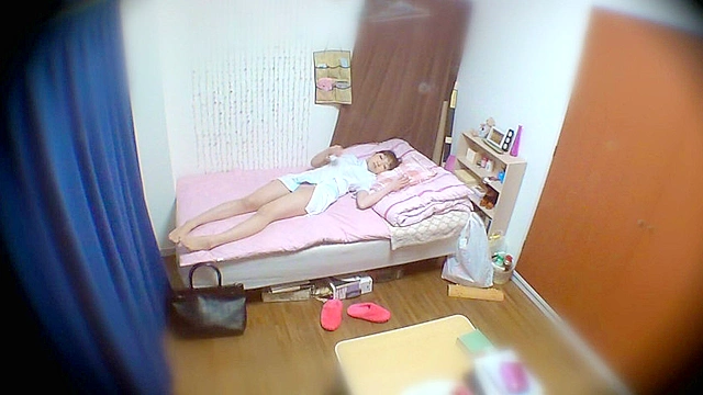 ナース女子寮オナニー○撮4