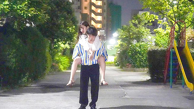オンナ扱いしてくれない男友達を最強コス逆バニーで襲って10発以上抜きまくった話 夏木りん