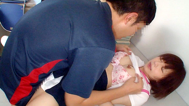 「大学の授業中にチ○ポを握らせても拒めない！男より学業優先の真面目女子大生に膣内絶頂を教えてヤる」 VOL.1