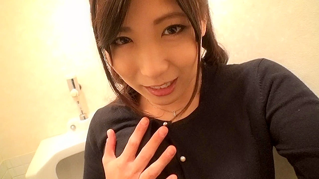 見られて興奮！自画撮り 自慰中毒ドスケベ人妻 性欲爆発オナニー vol．2