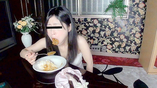 自画撮りうんこカレー食糞ビデオ2