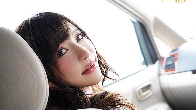 最高の彼女と、はじめての密着囁き日帰りハメまくりデート。天使もえ