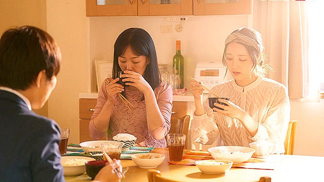 童貞の僕とキスの練習に付き合ってくれた旦那持ちの姉。暴走して中出しし続けた。桃色かぞくVOL.31美咲かんな