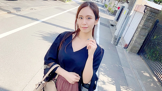 街角奥さん調査！突然ですが、「イッた」ことありますか？プロ（AV男優）を体験しませんか？ Complete Best