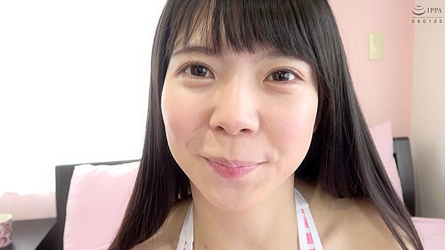 人気女優 花井しずくチャンの激レア歯・口内・のどちんこ観察★