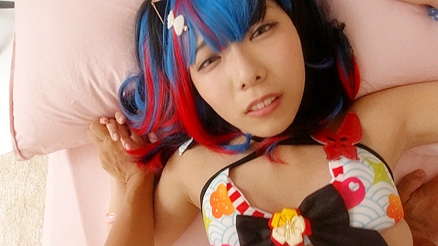 かわいそうなコスプレイヤー 好きでもないキモオジに… ガチアイドル級